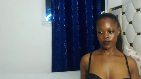 Snapshot of naano249 chatting on February 9, 2025, 9:39 pm Zay online show from February 9, 2025, 9:39 pm