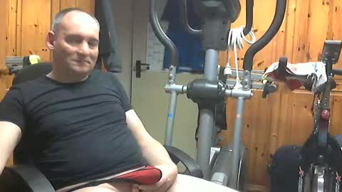 nacktfrosch77 online show from February 10, 2026, 10:47 pm