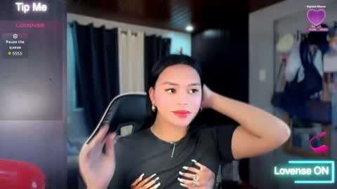 Nadia online show from April 2, 2026, 6:49 pm