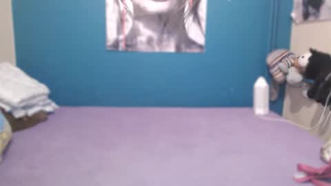 nadinnnea online show from February 13, 2026, 9:49 am