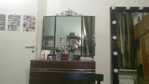 nadyagt online show from February 5, 2026, 7:51 pm