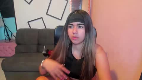 NahomiConnorr online show from December 17, 2025, 12:55 pm