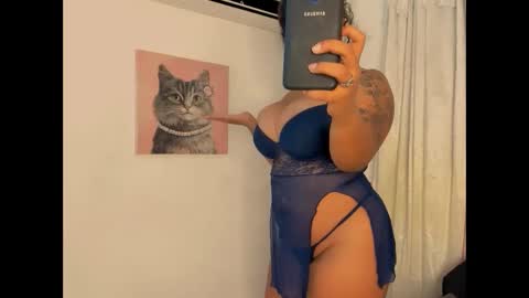 Snapshot of nahomy_hancook chatting on November 25, 2025, 1:27 am nahomy_hancook online show from November 25, 2025, 1:27 am