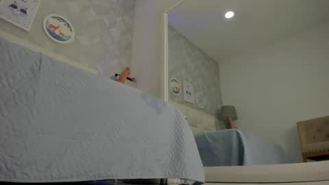 Snapshot of naia_cox chatting on March 16, 2026, 5:44 am naia_cox online show from March 16, 2026, 5:44 am