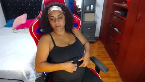 Snapshot of nairovi_cherry chatting on February 4, 2026, 2:06 am Nairovy online show from February 4, 2026, 2:06 am