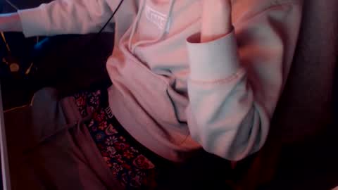 Drew online show from October 13, 2025, 6:57 am