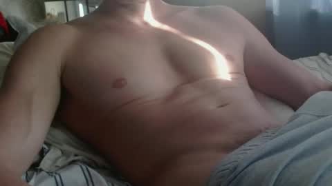 nakeDwoodBbetter online show from March 10, 2025, 10:45 pm