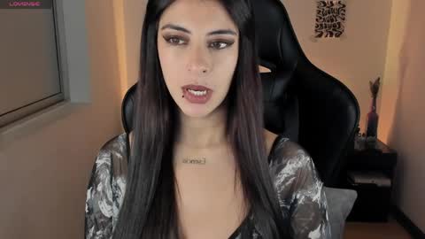 nala_saphir online show from March 30, 2026, 3:18 am
