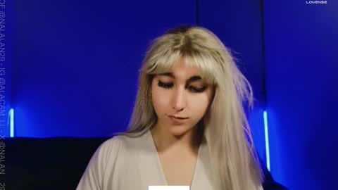 Onlyf4s nalalan29 online show from September 23, 2025, 6:05 am