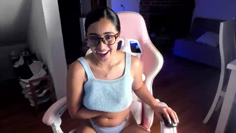 Snapshot of nalarosee_12 chatting on September 14, 2025, 2:54 am Nala online show from September 14, 2025, 2:54 am