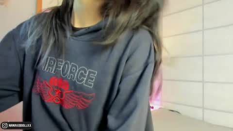 Nana  online show from April 3, 2026, 1:53 pm