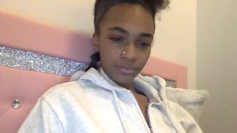 nanaonn online show from March 5, 2026, 6:59 pm