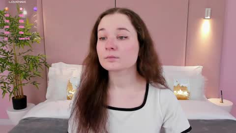 Nancy online show from April 6, 2026, 3:04 am