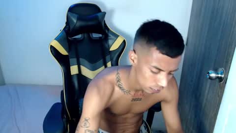 nando_col online show from November 4, 2025, 6:51 pm