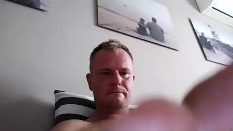 Snapshot of nandosss chatting on October 27, 2025, 10:19 am nandosss online show from October 27, 2025, 10:19 am