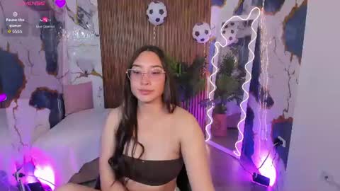 Snapshot of nanni_tay chatting on July 14, 2026, 3:00 am Nanni online show from July 14, 2026, 3:00 am