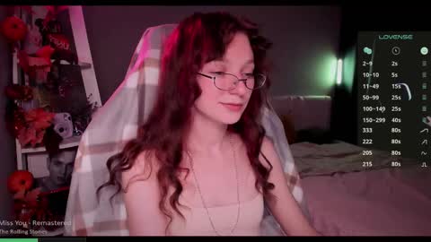 NannoNancy online show from November 8, 2025, 3:34 pm