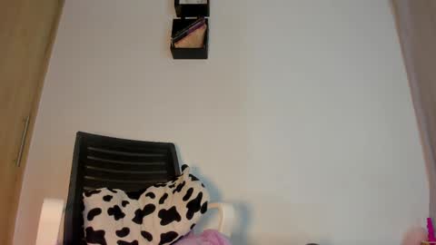 Nanny  online show from April 17, 2026, 12:24 am