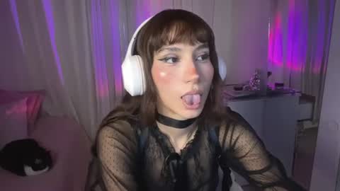  Naomi  online show from July 1, 2026, 10:50 am