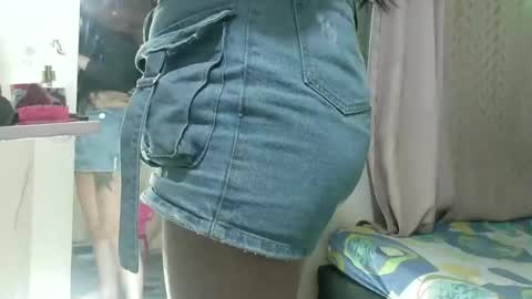 Mia online show from January 24, 2025, 3:11 am