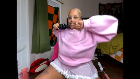 Naomigiirl6 online show from December 23, 2024, 3:12 pm