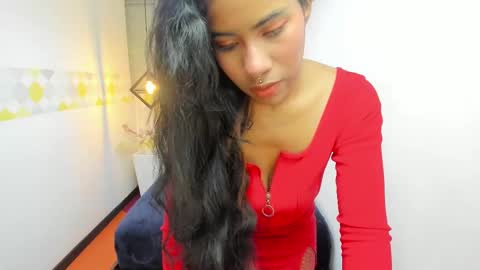 N A O M Y online show from February 5, 2025, 12:17 pm