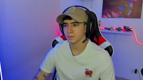 sebastian online show from February 5, 2025, 6:24 am