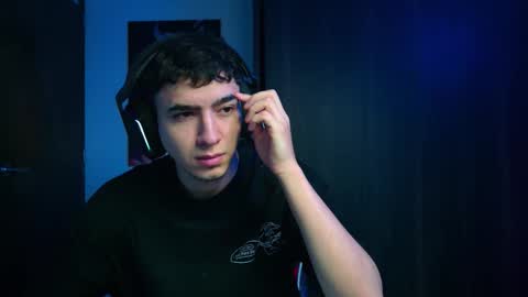 sebastian online show from October 19, 2025, 11:11 am