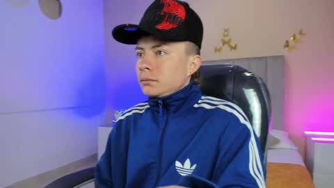 Nascary Fox online show from April 16, 2026, 12:17 pm