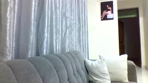 nastydiva1 online show from June 14, 2026, 6:43 pm