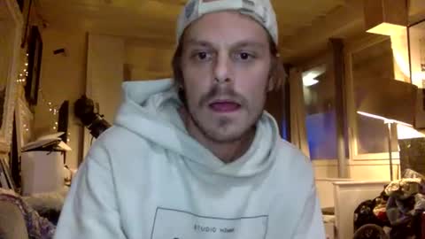 nastyloveparis online show from November 16, 2025, 8:14 pm