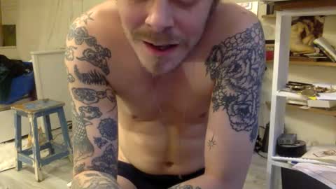 nastyloveparis online show from February 11, 2026, 8:03 pm