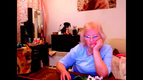 natali online show from February 4, 2025, 4:05 am