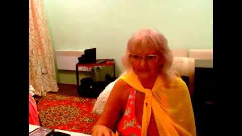 natali online show from October 4, 2025, 5:55 pm