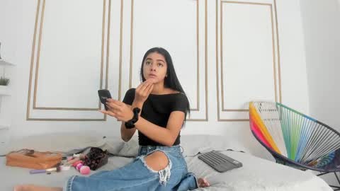 Snapshot of natalia_aguirre chatting on February 22, 2025, 12:19 pm Naty online show from February 22, 2025, 12:19 pm