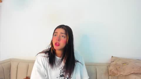 Naty  online show from February 11, 2026, 12:21 pm