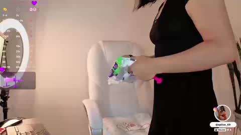 natalia andrea online show from March 20, 2026, 10:36 pm