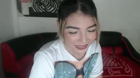 Snapshot of nataliaqueenve chatting on December 20, 2024, 6:56 pm Natalia online show from December 20, 2024, 6:56 pm