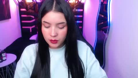 natalie  online show from May 14, 2026, 12:01 pm