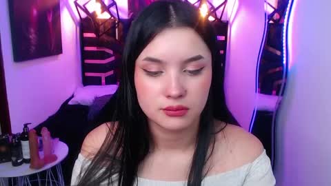 natalie  online show from May 16, 2026, 7:45 pm