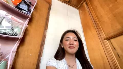 Snapshot of nataliechristopoulos chatting on April 11, 2026, 3:22 am Emma online show from April 11, 2026, 3:22 am