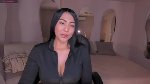 Natalie Lewis online show from June 5, 2026, 12:11 pm
