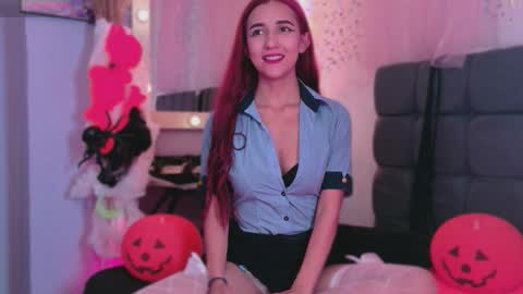 natalliapradas online show from October 22, 2025, 8:08 pm