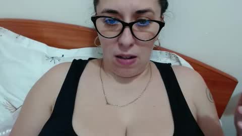 Snapshot of natally565656 chatting on December 5, 2024, 2:11 pm natally online show from December 5, 2024, 2:11 pm