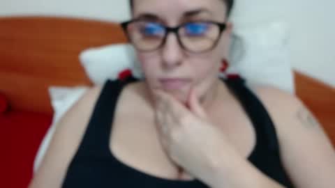 Snapshot of natally565656 chatting on December 19, 2024, 2:35 pm natally online show from December 19, 2024, 2:35 pm