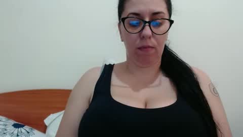 Snapshot of natally565656 chatting on February 3, 2025, 1:30 pm natally online show from February 3, 2025, 1:30 pm