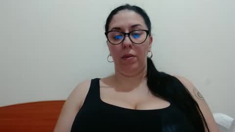 Snapshot of natally565656 chatting on February 17, 2025, 11:02 am natally online show from February 17, 2025, 11:02 am