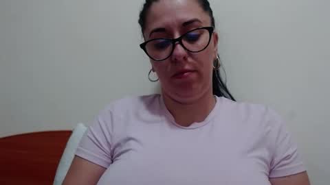 Snapshot of natally565656 chatting on October 12, 2025, 1:43 pm natally online show from October 12, 2025, 1:43 pm