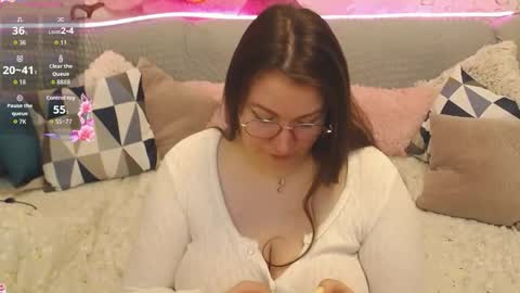 Nataly online show from April 16, 2026, 7:14 pm