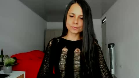 natalyfitt_7 online show from June 10, 2026, 7:02 pm